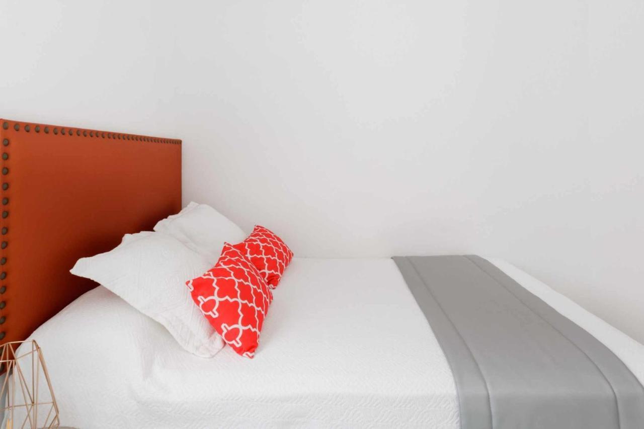 Appartamento El Viso Smart III Madrid Esterno foto